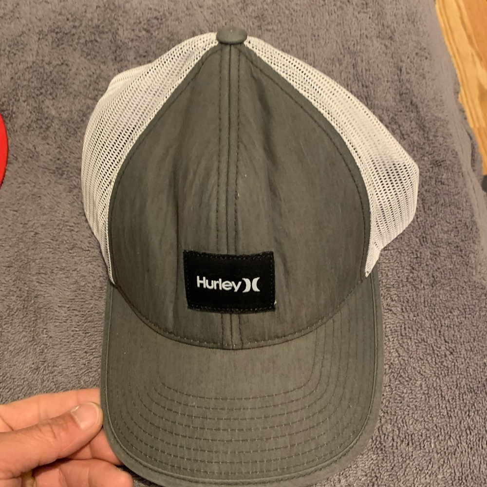 Hurley Snap Back Hat